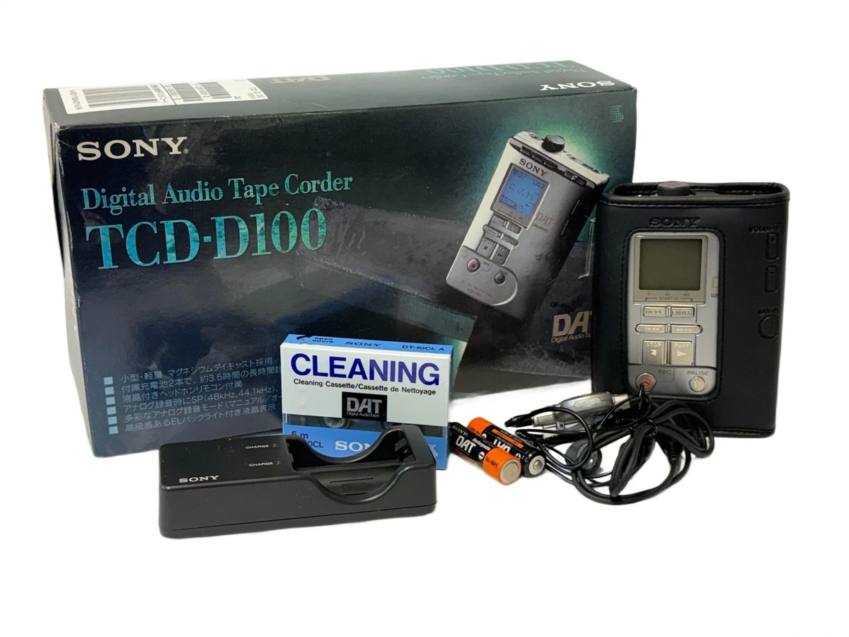 SONY TCD-D100 DAT WALKMAN 本体 イヤフォン付き Amazon.co.jp: SONY TCD-D100 レコーディングDATウォークマン : 家電
