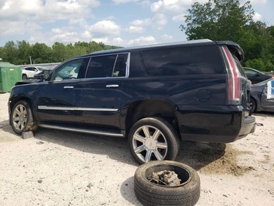 Used Differential Carrier Assembly fits: 2020 Cadillac Escalade esv front axle G - Image 1 of 4