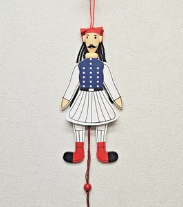 Griechische Evzone Soldat Zugschnur Puppe Volkspuppe Holz Gelenkfigur 8 Zoll - Bild 1 von 7