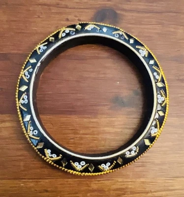 Brazalete Brazalete Vintage Boho Hecho en India Madera y Cuentas Espejo Dorado Negro Foto 1 de 4