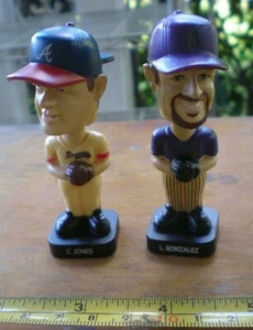 2002 MINI BOBBLEHEAD C.JONES & L.GONZALEZ BY FOTOBALL KF HOLDINGS - Picture 1 of 5