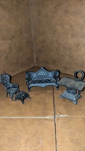 Vintage Miniature Cast Iron Doll House Furniture 5 PCs. - Picture 1 of 3