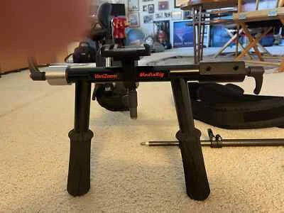 Varizoom Media Rig Soporte de hombro acolchado para cámara Foto 1 de 4