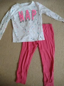 GIRLS F&F PYJAMMIES SIZE- 7/8 YEARS - Picture 1 of 4