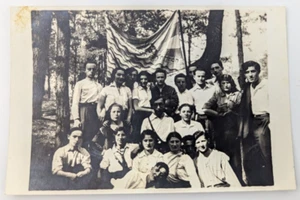 Foto de Jóvenes Judíos Con Bandera del Movimiento Organización Sionista Años 30 - Imagen 1 de 4