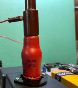 EBF2 PHILIPS / DOBLE DIODO PENTODO PROBADO POR ROETEST V10 / NUEVO / Lote de 1 pieza. - Imagen 1 de 9