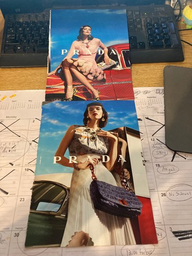 (2) Pubblicità Prada