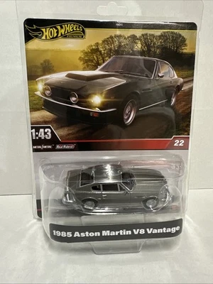 HOT WHEELS PREMIUM 1:43 1985 Aston Martin V8 Vantage #22 Real Riders - Image 1 of 3