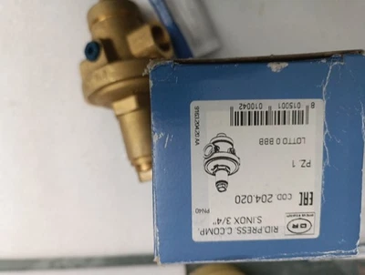 RIDUTTORE DI PRESSIONE A MEMBRANA INOX 3/4 " COD. 204.020 OR PN 40 OTTONE - Immagine 1 di 4