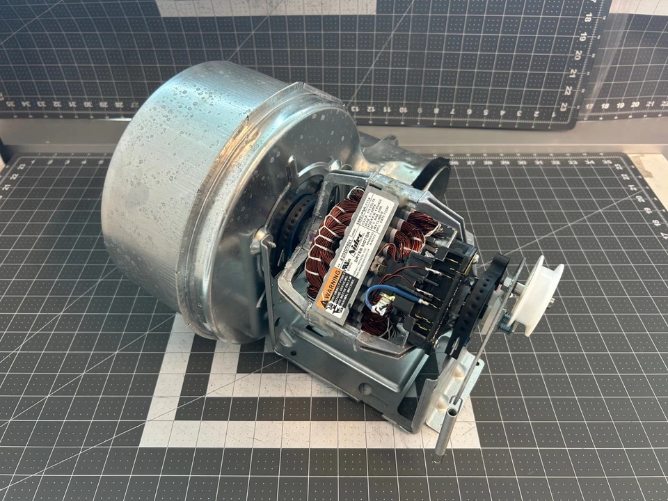 Conjunto de soplador de motor secadora Electrolux P# A20207801 Foto 1 de 4