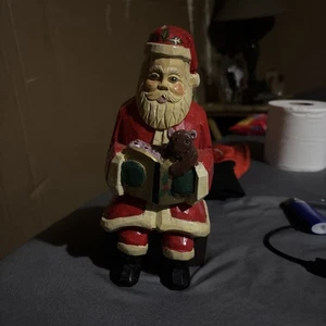 Estatuilla de Papá Noel tallada en madera - Imagen 1 de 2