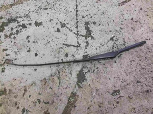Renault Trafic 2001-2016 Drivers OSF Front Windcsreen Wiper Arm 7700311584 - Picture 1 of 2