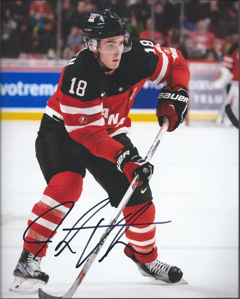 Foto 8x10 firmada por el equipo Canada Canucks JAKE VIRTANEN Foto 1 de 1