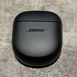 Bose QuietComfort Earbuds II Charging Case Triple Black [Earbuds not included] - Picture 1 of 3