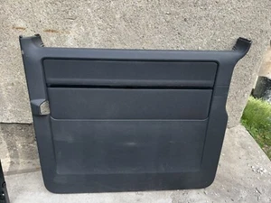 Revestimiento original VW T6 T5 7E5867028 puerta corredera derecha 2017 año 2017 - Imagen 1 de 8