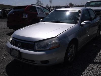 Conjunto de filtro de aire usado se adapta a: Saturn L SERIES 2005 3,0 L VIN R octavo dígito grado Foto 1 de 4