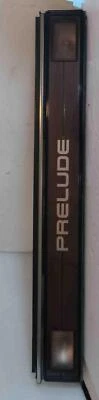 1984 年 HONDA PRELUDE 黑色尾饰面板带反转灯二手原始设备制造商 — 第 1/4 张图片