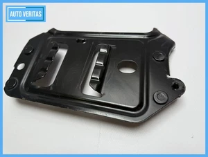 Original Opel Corsa C Combo ECU bracket holder GM 13105431 - Picture 1 of 9