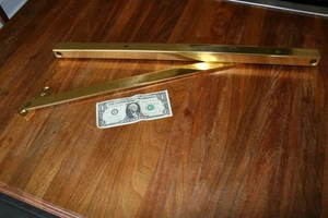 GLYNN JOHNSON Door Closer Brass Surface Mount - Picture 1 of 4
