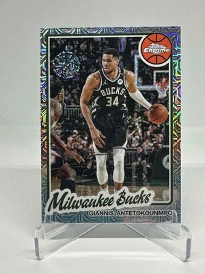 Giannis Antetokounmpo 2025-26 Topps cromo refractor Milwaukee Bucks #TC-GA Foto 1 de 2