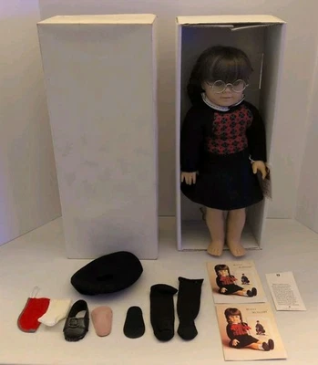 Molly American Girl Doll Pleasant Company W/ Glasses Outfit Box Tag See Pictures - Image 1 of 4