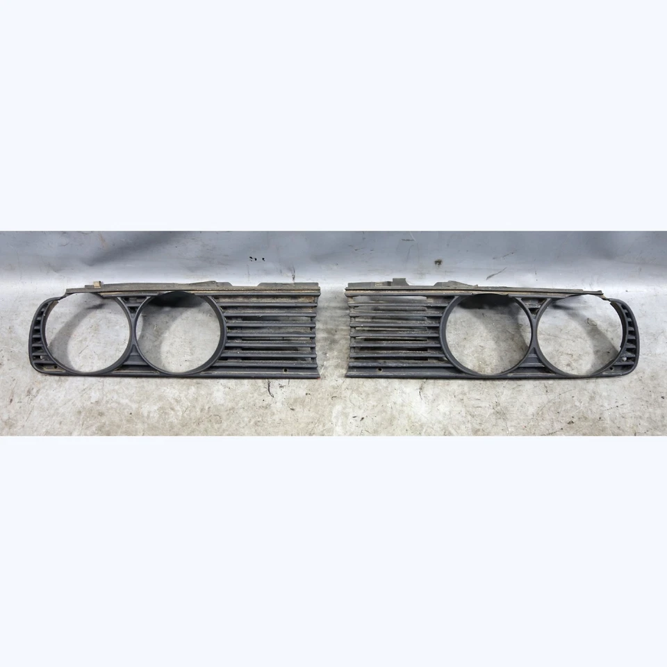 Juego de molduras de rejilla de faros delanteros de fábrica para BMW E30 serie 3 1984-1993 OE Foto 1 de 4