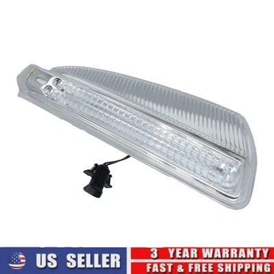 Right Mirror Turn Signal Light For Mercedes-Benz ML550 2008-2011 GL450 2009-2010 - Image 1 of 4