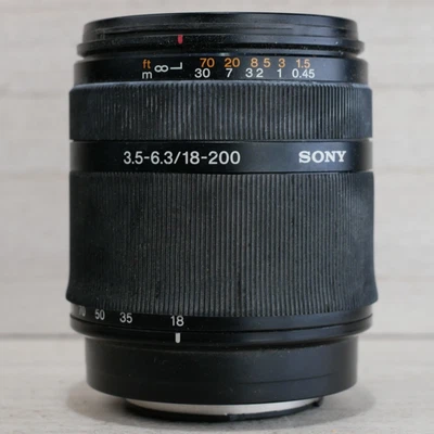 Sony 18-200mm f/3.5-6.3 DT Wide Angle to Telephoto Zoom Lens *WORKING* - Image 1 of 4
