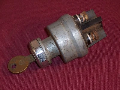 Interruptor de encendido vintage Chevy Buick Olds Chrysler Cadillac Plymouth Ford Foto 1 de 4