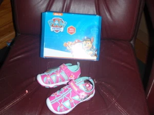 NEW Paw Patrol Toddler Girls' Light up Sandals, size: 7 Toddler Retails $34.99 - Picture 1 of 3