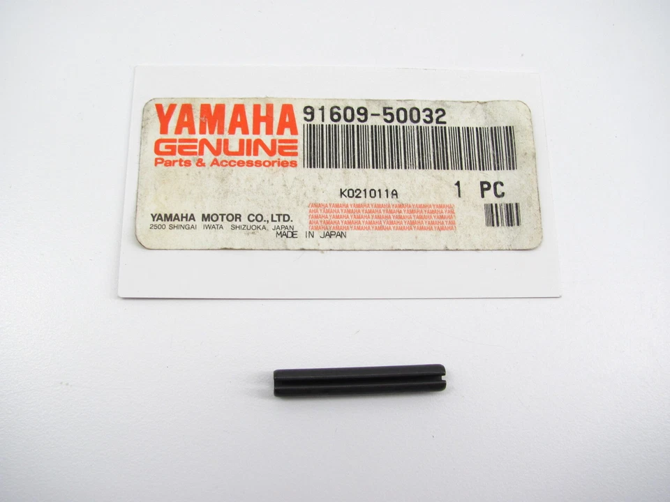 YAMAHA NOS SNOWMOBILE PRIMARY SHIEVE SPRING PIN 91609-50032 - Image 1 of 2