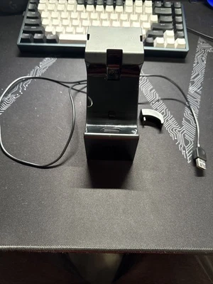 PowerA Charging Dock for Nintendo Switch Joy-Con & Pro Controller Model 1502279 - Image 1 of 4