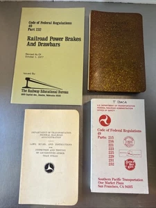 4 Vintage Railroad Pamphlets 1968, 1971,77, 88,Southern Pacific  Guides Manuals - Picture 1 of 24