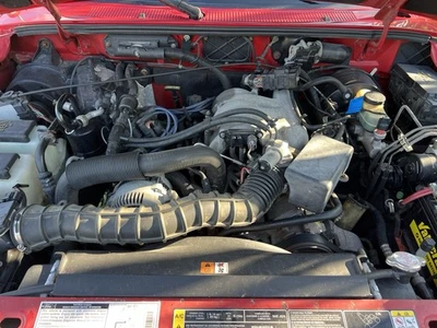 2001 Ford Ranger ENGINE 3.0L 172.496K milhas 2001 Mazda B3000 3.0L - Imagem 1 de 4