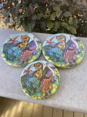 Platos de papel de dinosaurio sin abrir Foto 1 de 3