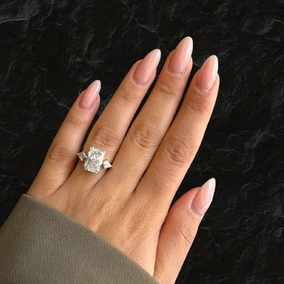 IGI Certified Lab Grown Diamond Wedding Ring 4.50 Ct Radiant Cut  950 Platinum - Image 1 of 4