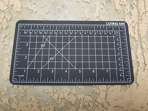 5" x 9" Schwarz Selbstheilende Schneidematte mit Gitter für Scrapbooking Handwerk [2*R-24] - Bild 1 von 3