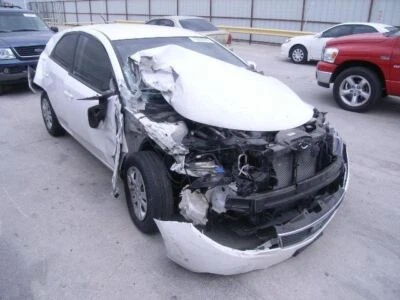 2010-2013 Kia Forte Windshield Wiper Motor - Image 1 of 4