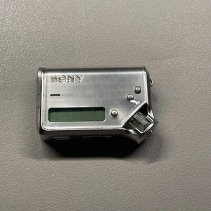 SONY NW-E75 E70 Network Walkman™ Digital Music Player Tested - Picture 1 of 7