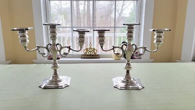 Par de candelabros antiguos Redlich & Co. de plata de ley con peso de 3 brazos, 9" de alto Foto 1 de 4