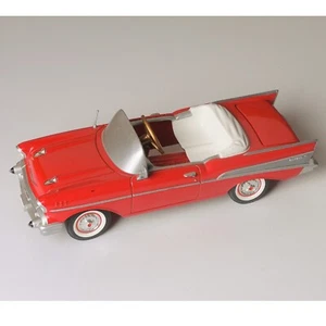 Getriebe Tretauto Spardose, 1957 Chevrolet Bel Air, rot weiß, 1/18 ? Einige Beschädigungen - Bild 1 von 24