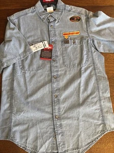 Neu mit Etikett Wrangler Riggs Hemd Medium Denim Knopfleiste Room 2 Move blau Arbeitskleidung Chambray - Bild 1 von 9