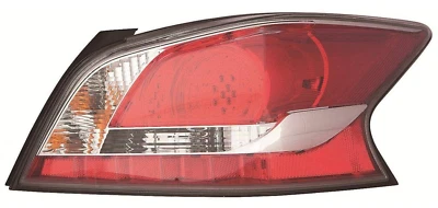 Conjunto de luz trasera derecha Depo 315-1978R-AC-L6 para Nissan Altima 2014-2015 NUEVO Foto 1 de 2