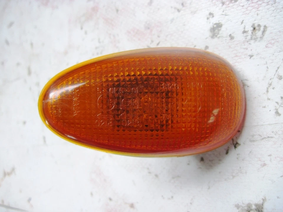 FANALINO FRECCIA ANTERIORE LATERALE DX ORIGINALE DAEWOO LANOS - Immagine 1 di 1