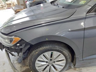 (LOCAL PICKUP ONLY) Driver Left Fender Fits 19-23 JETTA 3032388 Foto 1 de 4