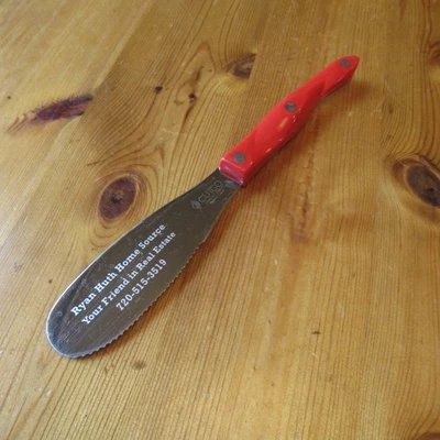 Cuchillo Esparcidor Espátula Cutco 1768 KT Mango Rojo Grabado Hecho en EE. UU. Olean NY Foto 1 de 4