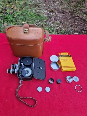 CAMERA PAILLARD BOLEX B8 AVEC 2 OBJECTIFS YVAR + ETUI + DIVERS - Bild 1 von 4