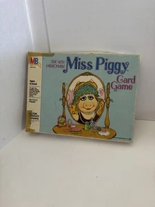 Vintage 1980 The Very Fashionable Miss Piggy Kartenspiel Milton Bradley vollständig - Bild 1 von 5