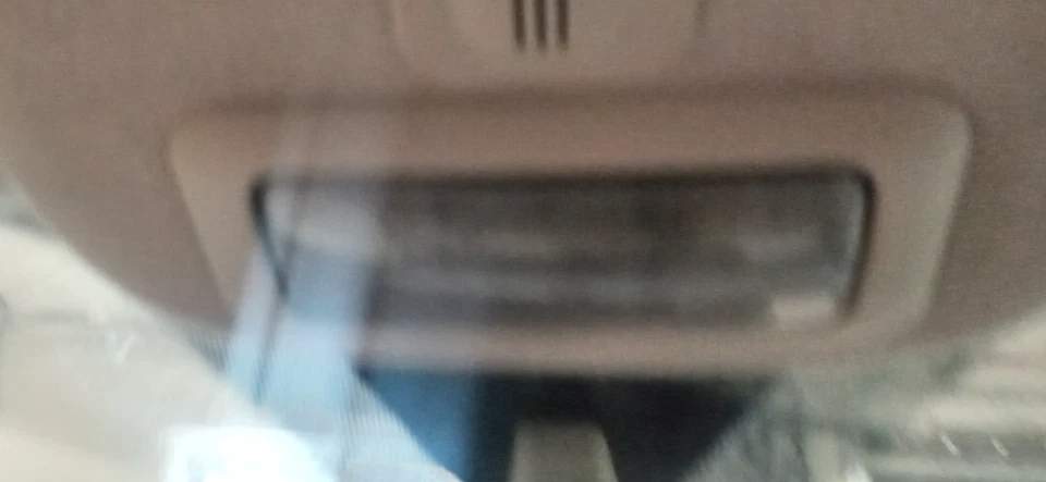 Fiat 500 MK1 2009 - luz de techo de lectura interior delantera Foto 1 de 1