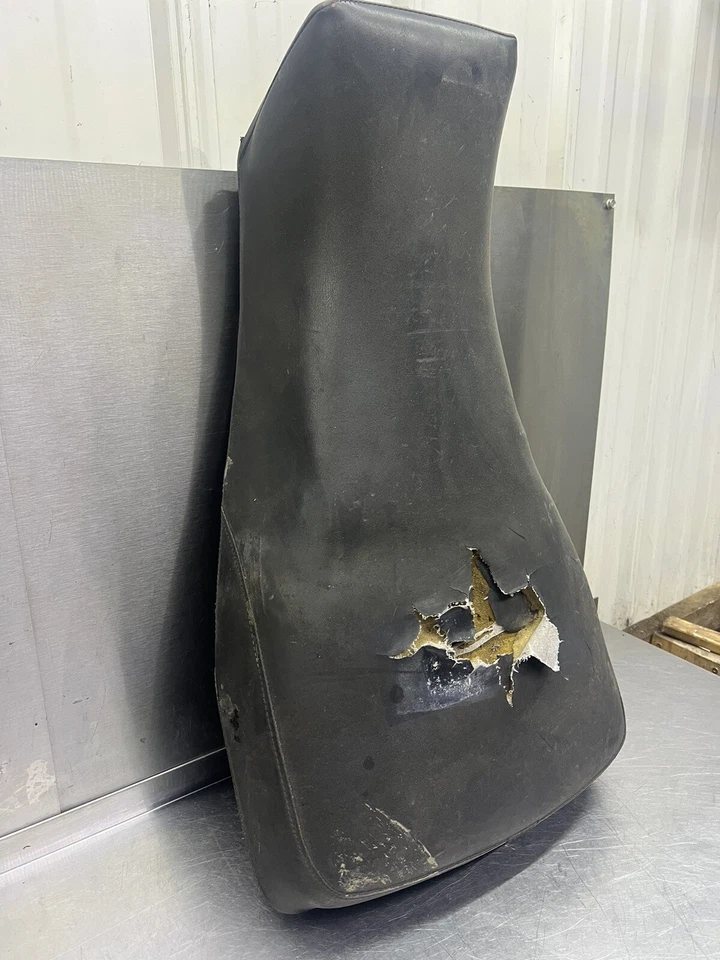 99 00 Arctic Cat 300 250 400 4x2 4x4 OEM Asiento Sillín Cubierta Rasgada 5990-176 Foto 1 de 4